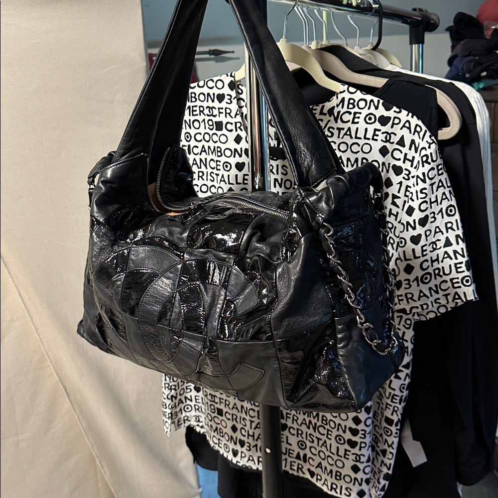 CHANEL Black Quilted Hobo Bag with Chain Detail - Picture 9 of 9